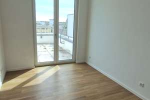 Charmante Dachgeschosswohnung in Berlin mit Terrasse – In den Alboingärten 35, 12103 Schöneberg, Berlin – Vorschaubild 11