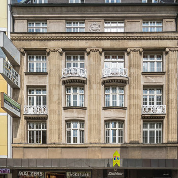 Büroflächen mit guten Werbemöglichkeiten! Ausgezeichnete ÖPNV-Anbindung | Stellplätze
