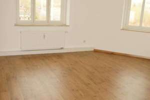 Frei ab 1.3.26 - in ruhiger Seitenstr. mit LAMINAT - im 1. OG – Solbrigstraße 2, 9120 Altchemnitz, Chemnitz – Vorschaubild 4