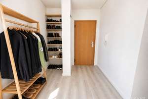 Stilvolle 2 Zimmer-Wohnung mit Balkon, TG-Stellplatz und Schwimmbad in Top-Lage - München Perlach – Die vollständige Adresse der Immobilie erhältst du vom Anbieter., 81737 Neuperlach, München – Vorschaubild 8