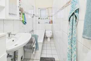 Zweifamilienhaus mit flexibler Raumaufteilung – ideal für Mehrgenerationenwohnen oder Kapitalanleger – Müddersheimer Str. 20, 53919 Euskirchen (Kreis) – Vorschaubild 11