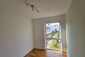 Schöne 3-Zimmer-Wohnung mit Süd-Ost-Balkon, EBK & Tiefgarage in Wiesbaden-Südost – Hasengartenstr. 28A, 65189 Südost, Wiesbaden – Vorschaubild 15