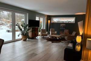 Stadtvilla mit Einliegerwohnung: Raum für Leben, Licht und Ideen – Die vollständige Adresse der Immobilie erhältst du vom Anbieter., 23570 Travemünde, Lübeck – Vorschaubild 2