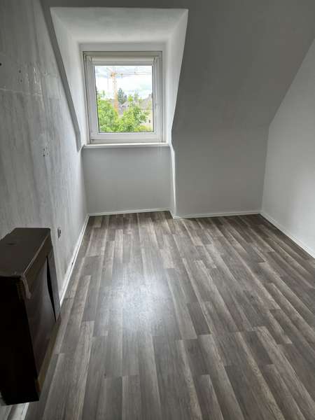 Stadtnah wohnen in Bayreuth: 2-Zimmer-Dachgeschosswohnung - Foto 2