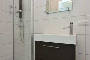 Schön möblierte Wohnung in Stuttgart Zuffenhausen – Die vollständige Adresse der Immobilie erhältst du vom Anbieter., 70435 Zuffenhausen-Hohenstein, Stuttgart – Vorschaubild 3