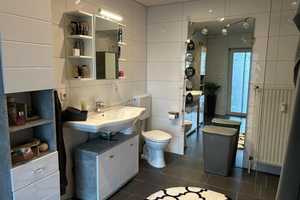 Renovierte Wohnung mit dreieinhalb Zimmern und Terrasse in Wesel – Hartstraße 2, 46485 Wesel (Kreis) – Vorschaubild 3