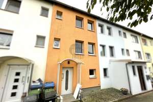 NEUER PREIS - REIHENHAUS MIT GARTEN UND PAKPLATZ IN PEINE – Die vollständige Adresse der Immobilie erhältst du vom Anbieter., 31228 Peine – Vorschaubild 2