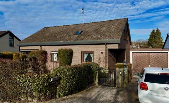 Großzügiges EFH mit ausgebautem UG, Loggia & Traumgarten – ideal für Familien