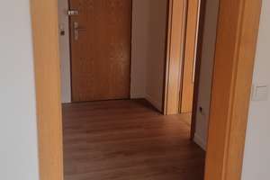 Wohnen mit Charakter: 2-Zimmer-Wohnung in Duisburg-Mittelmeiderich – Augustastraße 8, 47137 Mittelmeiderich, Duisburg – Vorschaubild 2
