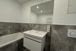 Property thumbnail 24