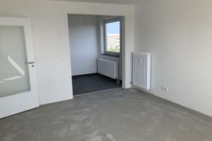 Ganz oben mit neuem Bad! – Karwendelstr. 9, 90471 Langwasser Nordwest, Nürnberg – Vorschaubild 6
