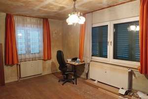 2 Familienhaus mit großer Scheune in Butzbach-Ostheim – Die vollständige Adresse der Immobilie erhältst du vom Anbieter., 35510 Butzbach – Vorschaubild 13
