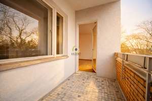 Schöner Ausblick vom Südost-Balkon - 2,5-Zimmer-Wohnung in ruhiger Lage und mit Stellplatz – Die vollständige Adresse der Immobilie erhältst du vom Anbieter., 13349 Wedding, Berlin – Vorschaubild 6