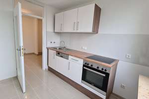 Gepflegte 3-Zimmer-Wohnung mit Balkon und EBK in München – Hauzenberger Straße 14, 80687 Friedenheim, München – Vorschaubild 12