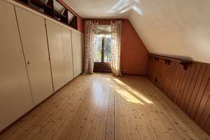 Großzügiges Grundstück (teilbar) mit sanierungsbedürftigem Einfamilienhaus – Die vollständige Adresse der Immobilie erhältst du vom Anbieter., 22589 Sülldorf, Hamburg – Vorschaubild 6