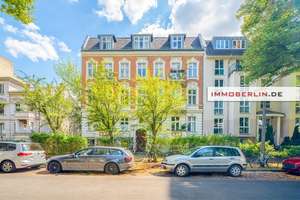 IMMOBERLIN.DE - Exquisite Stuck-Altbauwohnung mit Südbalkon nahe Schlosspark – Die vollständige Adresse der Immobilie erhältst du vom Anbieter., 13187 Pankow (Ortsteil), Berlin – Vorschaubild 2