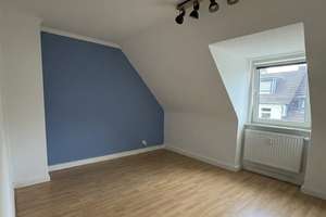 Helle 2,5-Zimmer-Wohnung mit Stellplatz in Essen Rüttenscheid – Die vollständige Adresse der Immobilie erhältst du vom Anbieter., 45130 Rüttenscheid, Essen – Vorschaubild 4