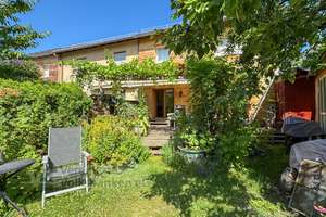 Reiheneckhaus mit Garage und großem Garten – Die vollständige Adresse der Immobilie erhältst du vom Anbieter., 72760 Reutlingen-Mitte, Reutlingen – Vorschaubild 2
