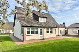 HORN IMMOBILIEN ++ Haus mit Doppelgarage und Nebengebäude in Wodarg bei Altentreptow, ruhige Lage – Die vollständige Adresse der Immobilie erhältst du vom Anbieter., 17089 Golchen – Vorschaubild 15