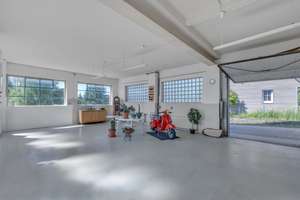 Großzügiges Haus mit unverbaubarer Aussicht und großem Grundstück in Dobel – Die vollständige Adresse der Immobilie erhältst du vom Anbieter., 75335 Dobel – Vorschaubild 8