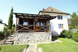 Großes gepflegtes Haus mit Garten und Garagen in schöner Lage von Laufenburg – Siedlerweg 1, 79725 Waldshut (Kreis) – Vorschaubild 1