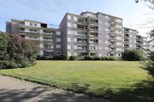 Helle und geräumige Wohnung // 3.OG , Rechts – 38444 Westhagen, Wolfsburg – Vorschaubild 1