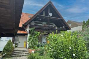 EFH mit großer Wohnfläche  und Garten, derzeit vermietet – Die vollständige Adresse der Immobilie erhältst du vom Anbieter., 84539 Ampfing – Vorschaubild 1