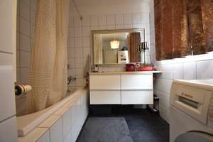 Modernes Wohnen! Gepflegte 3-Zi-Maisonetten-Whg mit Balkon – Robert-Koch-Straße 32, 46145 Sterkrade-Mitte, Oberhausen – Vorschaubild 4