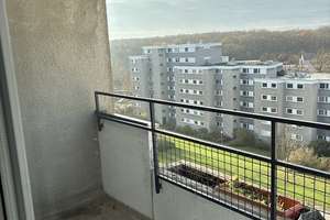 Charmante Wohnung mit einer Loggia // 7.OG Wohnung 1 – Breslauer Str. 277, 38440 Laagberg, Wolfsburg – Vorschaubild 5
