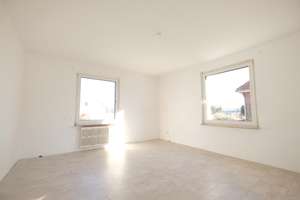 BO-Eppendorf: Großzügige & helle 3,5 Zi.-Whg. mit Balkon! – Engelsburger Str. 108, 44793 Kruppwerke, Bochum – Vorschaubild 3