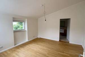 Großzügige DG-Wohnung - neu saniert – Falkenhagener Str. 57, 13585 Spandau (Ortsteil), Berlin – Vorschaubild 6