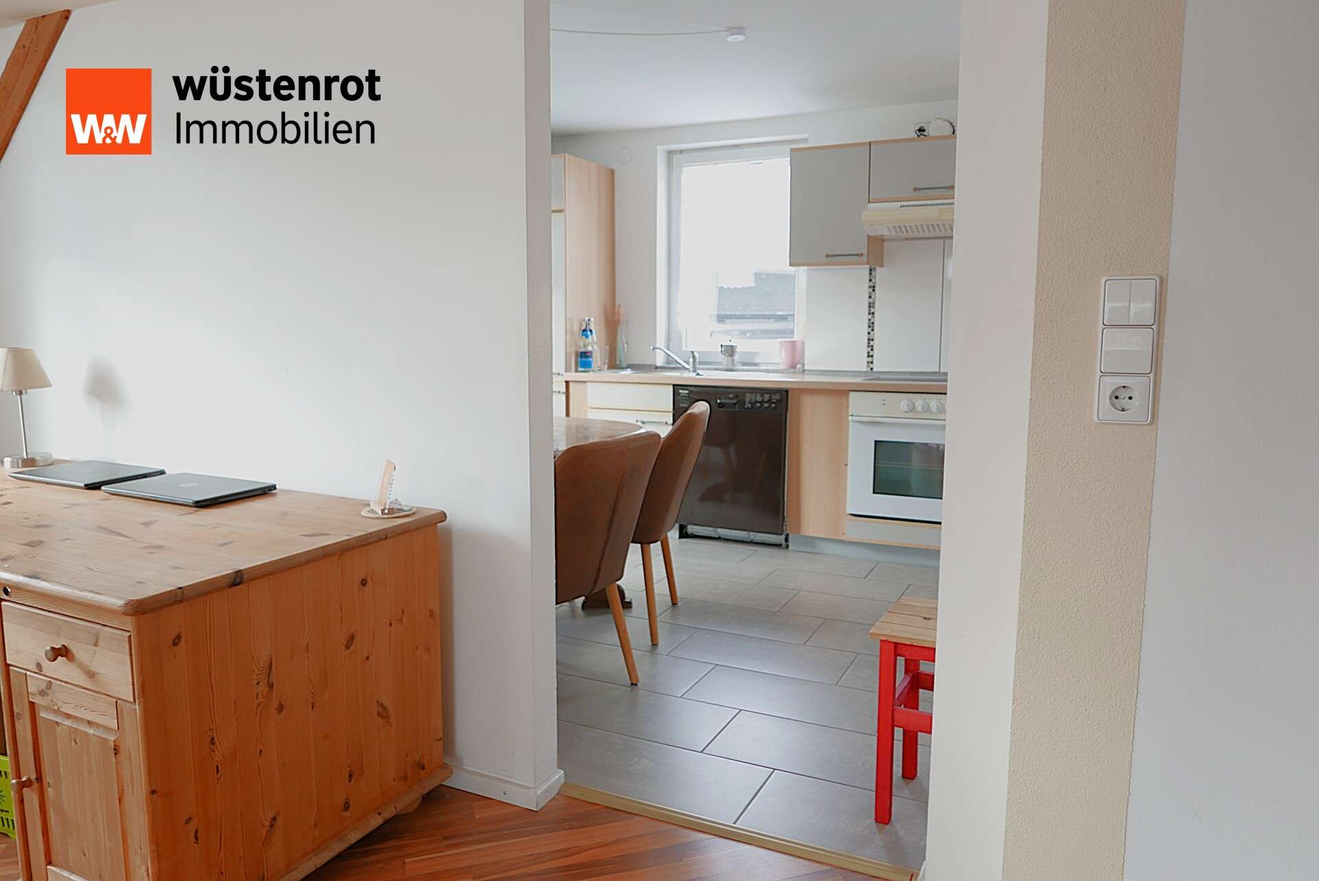 Immobilie in Dornstetten - Sehr gepflegte 4-Zimmer-Eigentumswohnung in ruhiger Lage in Dornstetten-Aach, Zentrum. - Bild 3