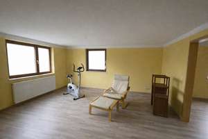 Einladendes Einfamilienhaus mit barrierefreiem Zugang, schönem Garten und Scheune – Die vollständige Adresse der Immobilie erhältst du vom Anbieter., 96155 Buttenheim – Vorschaubild 6