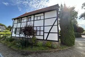 Ein historisches Schmuckstück in Bestlage – Denkmalgeschütztes Fachwerkhaus in Essen-Heisingen – 45259 Heisingen, Essen – Vorschaubild 2
