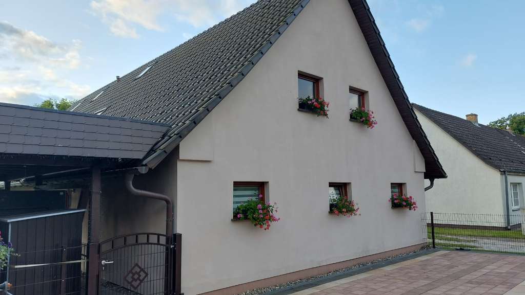 Immobilie in Sanitz - energieeffizientes Einfamilienhaus mit gepflegtem Garten - Bild 3