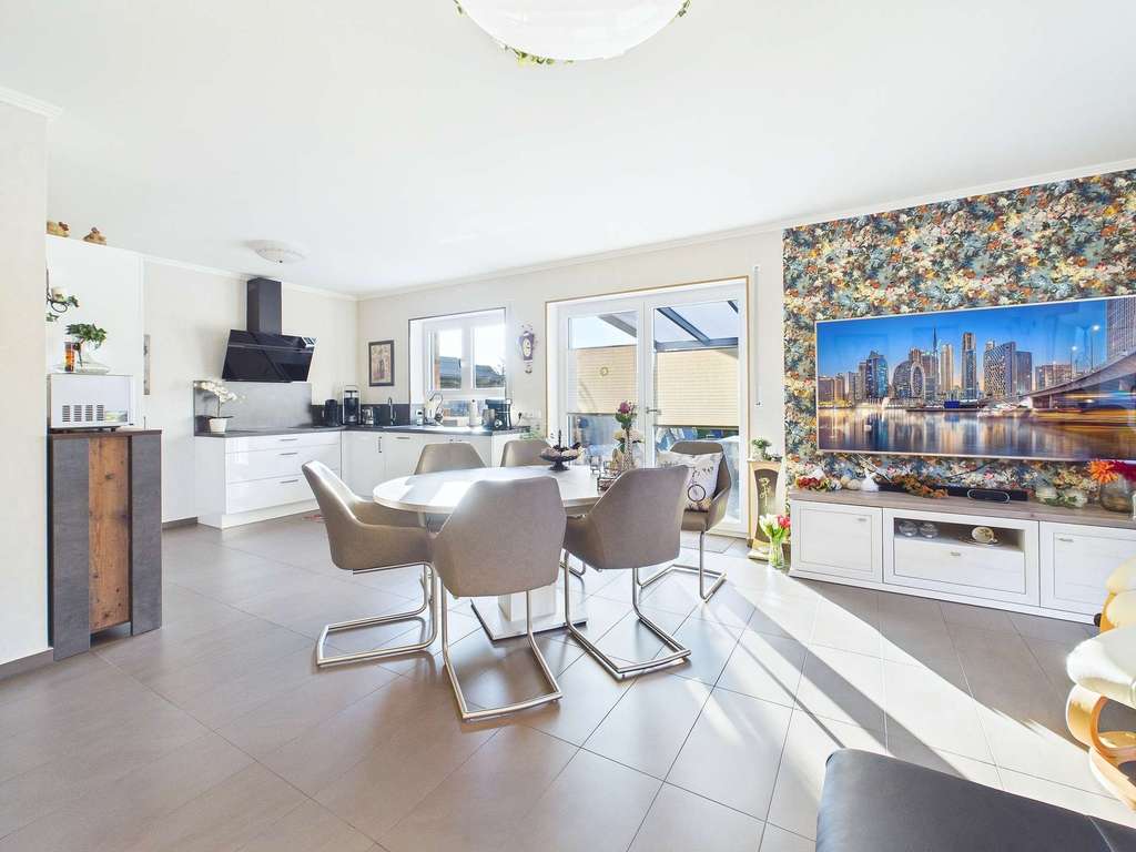 Immobilie in Wienhausen - Barrierefreies Wohnglück in Wienhausen: Neuwertiger Bungalow mit Garten-Idylle! - Bild 4