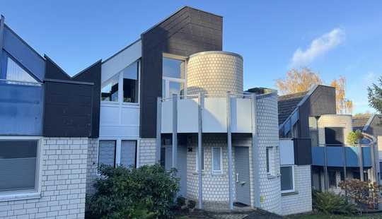 Bild von Architektonisches Highlight: Zweifamilienhaus mit Blick ins Grüne in Nikolausberg bei Göttingen