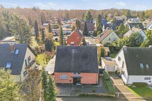 Freistehendes Einfamilienhaus mit Pool & Garten in Köln-Porz Grengel – Die vollständige Adresse der Immobilie erhältst du vom Anbieter., 51147 Grengel, Köln – Vorschaubild 40