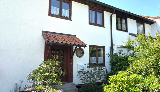 Bild von Gepflegtes Reihenmittelhaus mit Gartenidylle in ruhiger Lage
