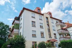 GEMÜTLICH UND KOMFORTABEL - MIT SONNENBALKON!