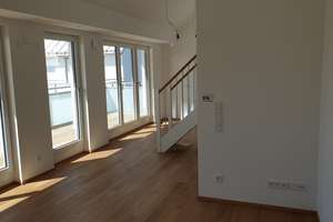 kleines Loft - ruhige Lage - Top Ausstattung - Terrasse und Galerie – Karlsfelder Str. 0, 80995 Feldmoching, München – Vorschaubild 2
