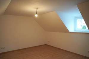 Eigenes kleines Haus statt Wohnung - Charmantes Reihenendhaus in Neustift! – Grottenau 49, 85356 Freising – Vorschaubild 10