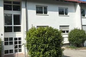 Flotte 2,5 Zimmer DG Wohnung mit Ausblick über Feuerbach – Rolandstr. 9, 70469 Bahnhof Feuerbach, Stuttgart – Vorschaubild 1