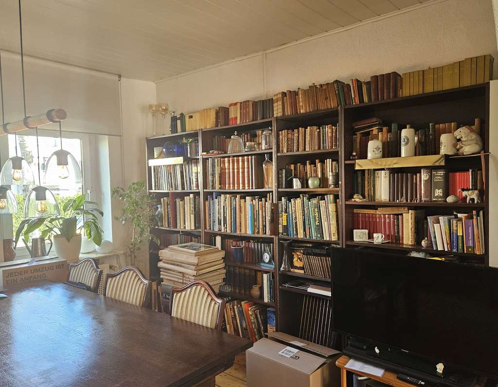 Immobilie in Detmold - Detmold-Hiddesen: Flexibles Hauskonzept - perfekt für Teilvermietung, WGs oder Handwerker - Bild 3