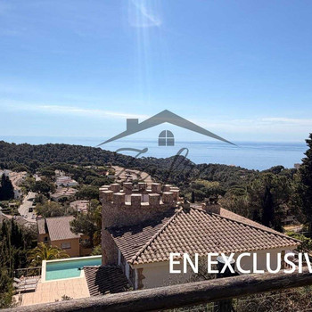 Prächtige Wohnung mit Touristenlizenz in der Urbanisation Santa Maria de Llorell