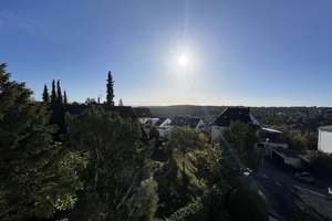 Schöne 3-Zimmer-Dachgeschoss-Wohnung in Stuttgart-Ost (Frauenkopf) mit toller Aussicht