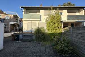 Lichtdurchflutetes Wohnparadies: Moderne Doppelhaushälfte in Rödermark – Frankfurter Straße 63, 63322 Offenbach (Kreis) – Vorschaubild 1