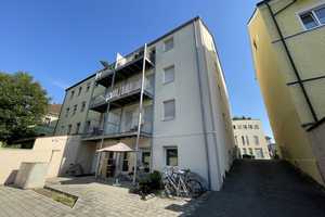 Kapitalanleger aufgepasst!
Sehr gepflegtes Mehrfamilienhaus in Top Lage – Straubing – Vorschaubild 1