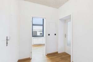Hochwertige 3-Zimmer-Wohnung (83 m²) mit 2 Bädern & EBK in Barmen – ab sofort frei – Alarichstraße 2, 42281 Barmen, Wuppertal – Vorschaubild 14