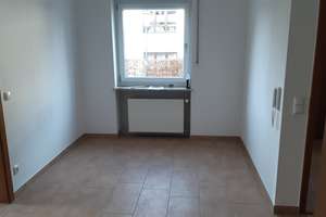 renovierte DHH - SÜD/Terrasse, 3 SZ+Dachgeschoß, Bad/WC/DU/Wanne + Gäste/WC, EGge in MARKT SCHWABEN – Am Postanger 22a, 85570 Markt Schwaben – Vorschaubild 6